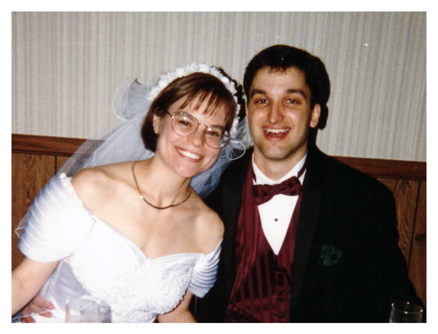 Kenna Frey & Kelson Graber wedding photo